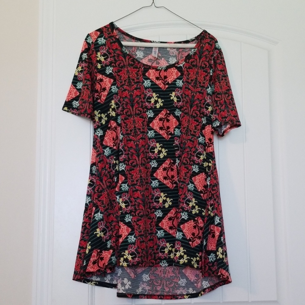 LulaRoe Perfect T